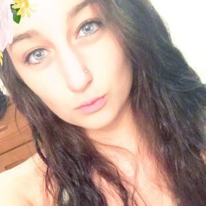 Meet your Posher, Mikayla